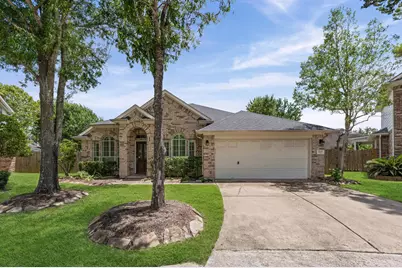 2615 Easton Springs Court, Pearland, TX 77584 - Photo 3