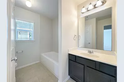8311 Bay Oaks Drive, Baytown, TX 77523 - Photo 13