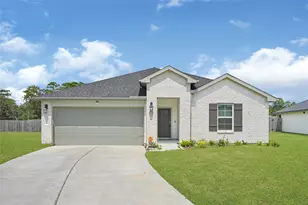 230 Alder Loop, Anahuac, TX 77514 - Photo 1