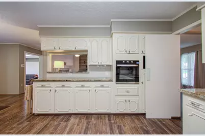 4814 Burning Tree Drive, Baytown, TX 77521 - Photo 17