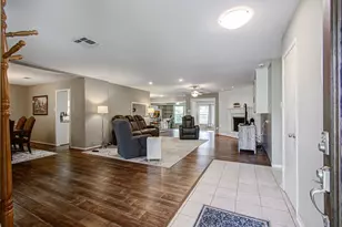 4814 Burning Tree Dr, Baytown, TX 77521 - Photo 3