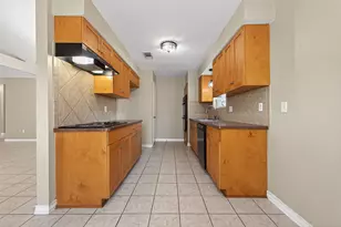 18918 Droitwich Dr, Humble, TX 77346 - Photo 15