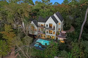 2003 Arrowwood Circle N, Houston, TX 77063 - Photo 1