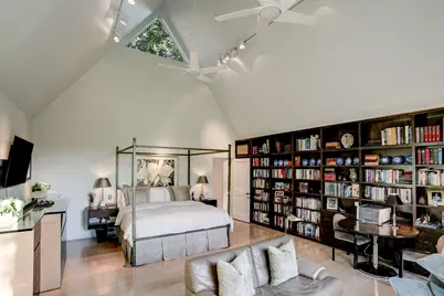 2003 Arrowwood Circle N, Houston, TX 77063 - Photo 15