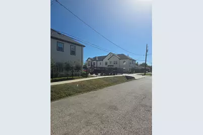 7823 Gladstone Street #A1, Houston, TX 77051 - Photo 21