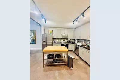 1601 W Webster Street Street #11, Houston, TX 77019 - Photo 25