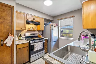 114 San Jacinto St, Huntsville, TX 77320 - Photo 9