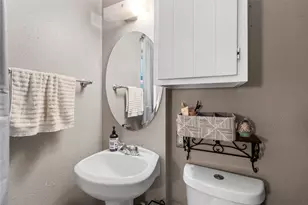 114 San Jacinto St, Huntsville, TX 77320 - Photo 13