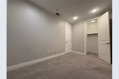 510 Lovett Boulevard #204, Houston, TX 77006 - Photo 17