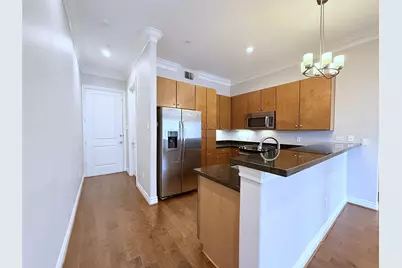 510 Lovett Boulevard #204, Houston, TX 77006 - Photo 3