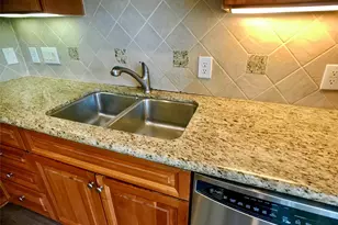 2104 Bancroft St, Houston, TX 77027 - Photo 17