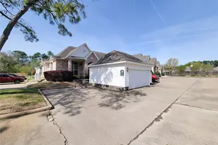 12755 Mill Ridge Dr, Cypress, TX 77429 - Photo 3