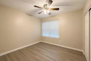 12417 S Dairy Ashford Rd, Houston, TX 77099 - Photo 9