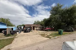 4334 Spring Valley Rd, Houston, TX 77041 - Photo 9