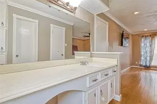 711 Lodgehill Ln, Houston, TX 77090 - Photo 29