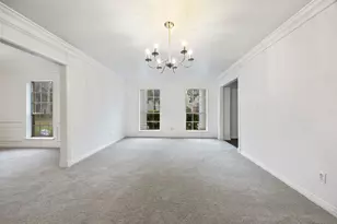 1919 Saddlecreek Dr, Houston, TX 77090 - Photo 9