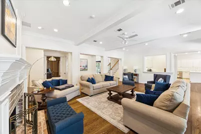 223 Heritage Oaks Lane, Houston, TX 77024 - Photo 15