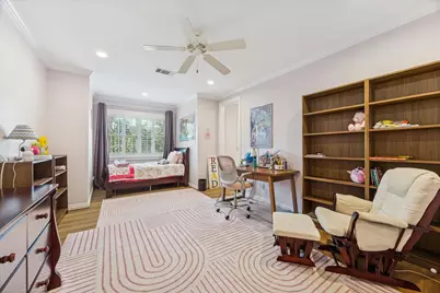 223 Heritage Oaks Lane, Houston, TX 77024 - Photo 31