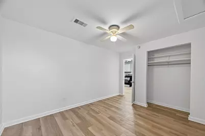 105 Clear Lake Road, Highlands, TX 77562 - Photo 15