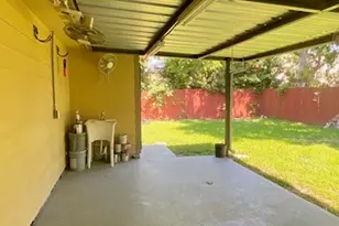 6623 Cresthill St, Houston, TX 77033 - Photo 29