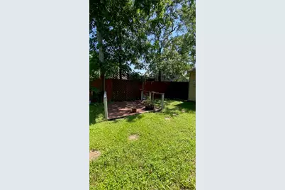6623 Cresthill Street, Houston, TX 77033 - Photo 27