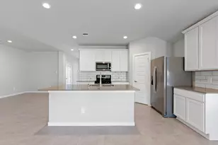 3335 Silverton Dr, Katy, TX 77494 - Photo 9