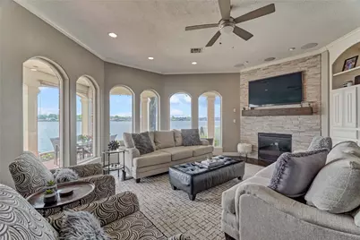 13625 Lakeside Place Drive, Willis, TX 77318 - Photo 15