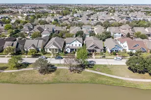 16627 Amelia Island Dr, Cypress, TX 77433 - Photo 5