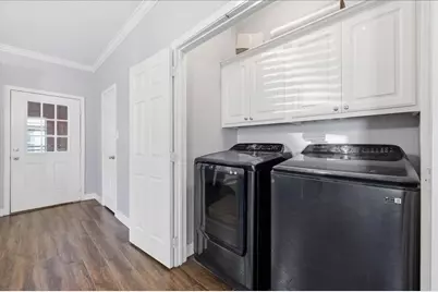 4404 Kitty Chapin Avenue, Orange, TX 77632 - Photo 27