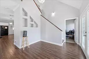 4404 Kitty Chapin Ave, Orange, TX 77632 - Photo 5