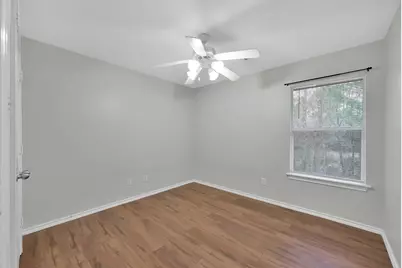 214 W Stedhill Loop Loop, Conroe, TX 77384 - Photo 23