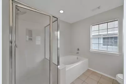 214 W Stedhill Loop Loop, Conroe, TX 77384 - Photo 19