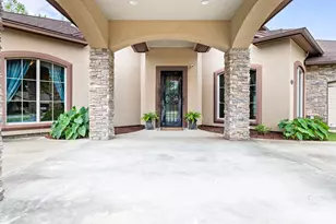 216 Berwick, Bridge City, TX 77611 - Photo 3