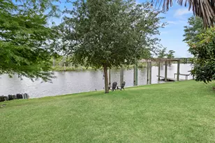 216 Berwick, Bridge City, TX 77611 - Photo 7