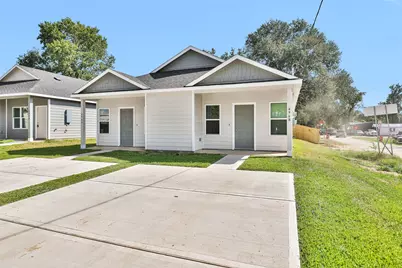 496B Golden Street #B, Willis, TX 77378 - Photo 3