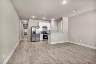 496B Golden St, Willis, TX 77378 - Photo 5