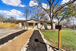 510 Parkview Blvd, New Braunfels, TX 78130 - Photo 1