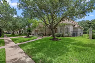 19003 Windsor Lakes Dr, Houston, TX 77094 - Photo 3