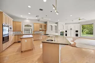 19003 Windsor Lakes Dr, Houston, TX 77094 - Photo 15