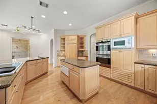 19003 Windsor Lakes Dr, Houston, TX 77094 - Photo 17