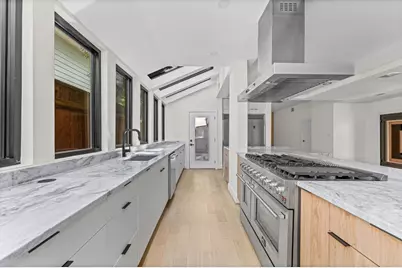 2135 Quenby Street, Houston, TX 77005 - Photo 15