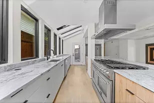 2135 Quenby St, Houston, TX 77005 - Photo 15