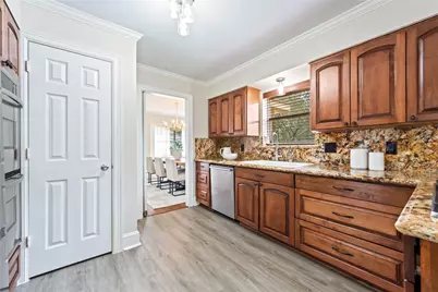 9806 Emnora Lane, Houston, TX 77080 - Photo 9