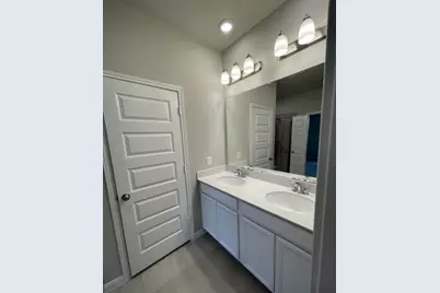 7052 Silverleaf Oak Street, Conroe, TX 77304 - Photo 13