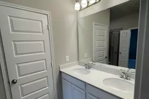 7052 Silverleaf Oak St, Conroe, TX 77304 - Photo 13