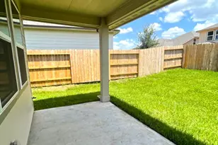 7052 Silverleaf Oak St, Conroe, TX 77304 - Photo 23