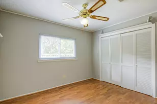 208 Old Oaks, League City, TX 77573 - Photo 11