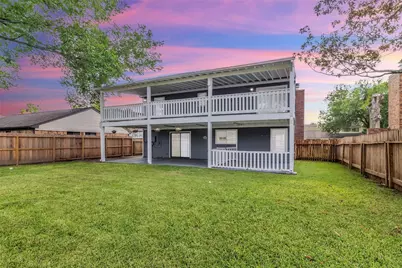 15830 Pipers View Drive, Houston, TX 77598 - Photo 25