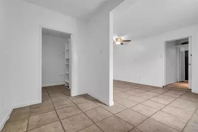 15830 Pipers View Drive, Houston, TX 77598 - Photo 13