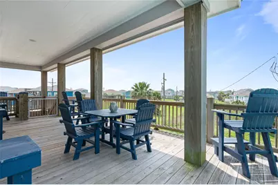 982 S Redfish, Crystal Beach, TX 77650 - Photo 9